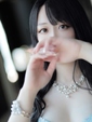 せいな　清廉な美貌を誇る美女